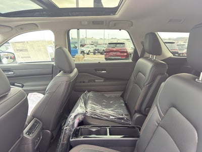 2026 Nissan Pathfinder SL 4WD