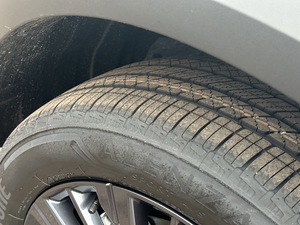 2026 Nissan Pathfinder SL 4WD