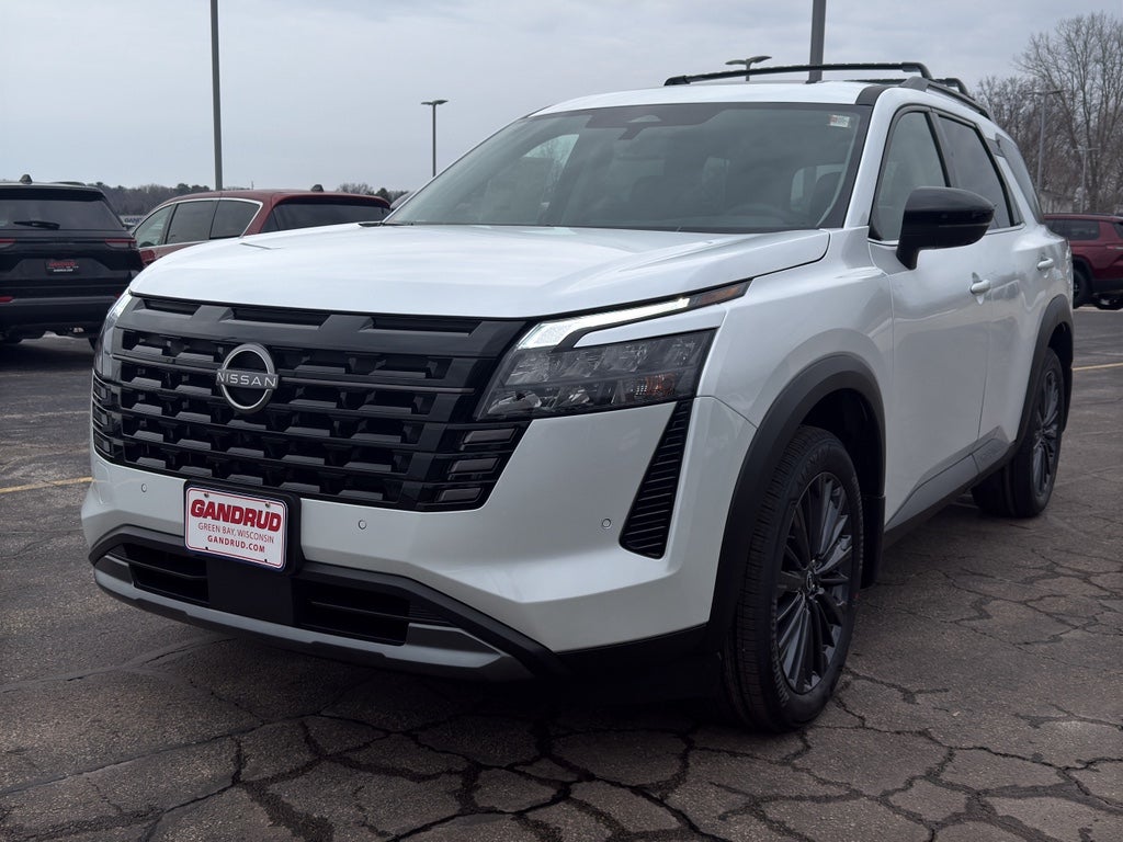 2026 Nissan Pathfinder SL 4WD