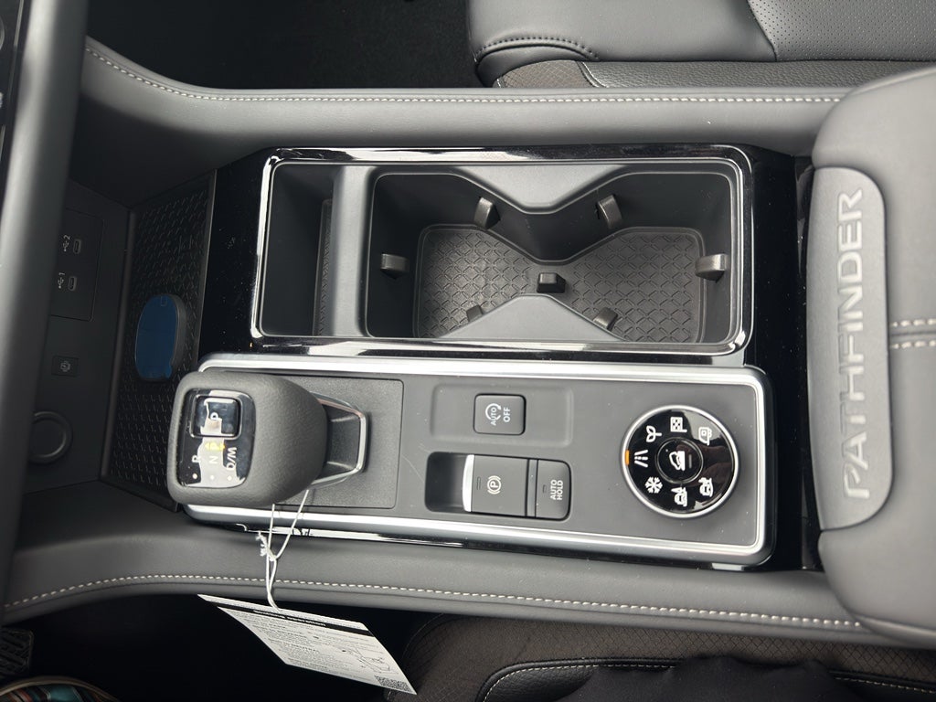 2026 Nissan Pathfinder SL 4WD