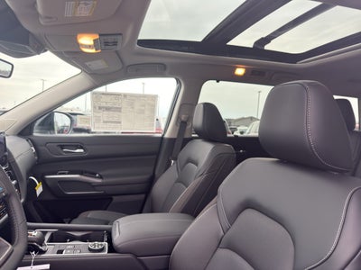 2026 Nissan Pathfinder SL 4WD