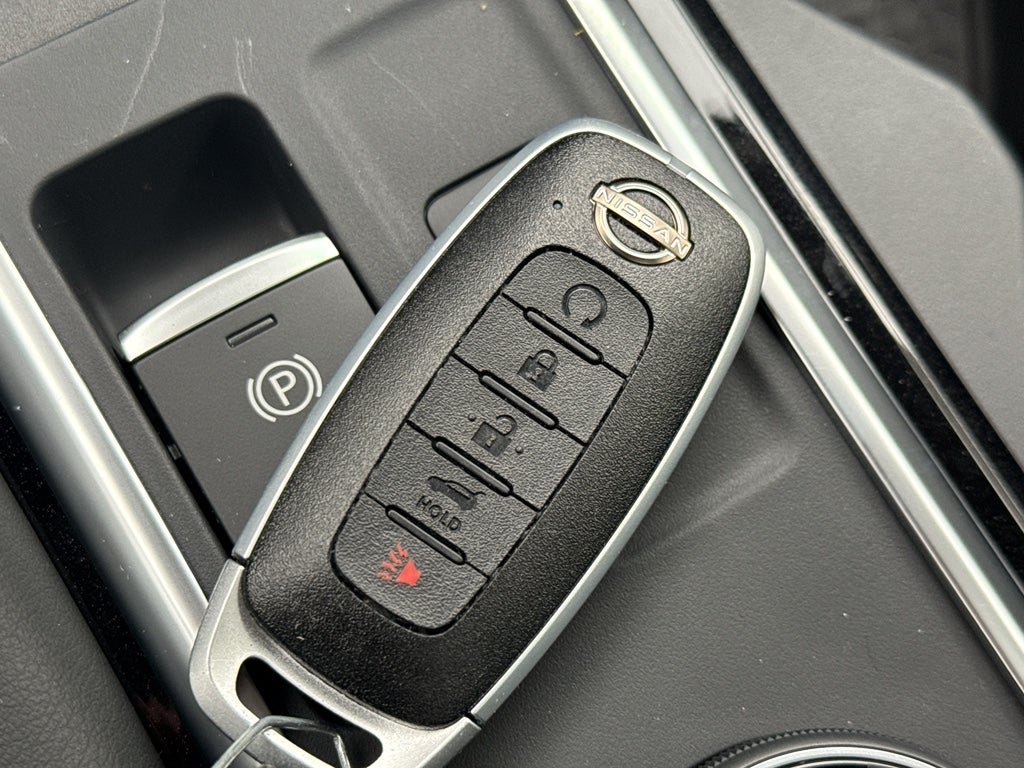 2026 Nissan Pathfinder SL 4WD