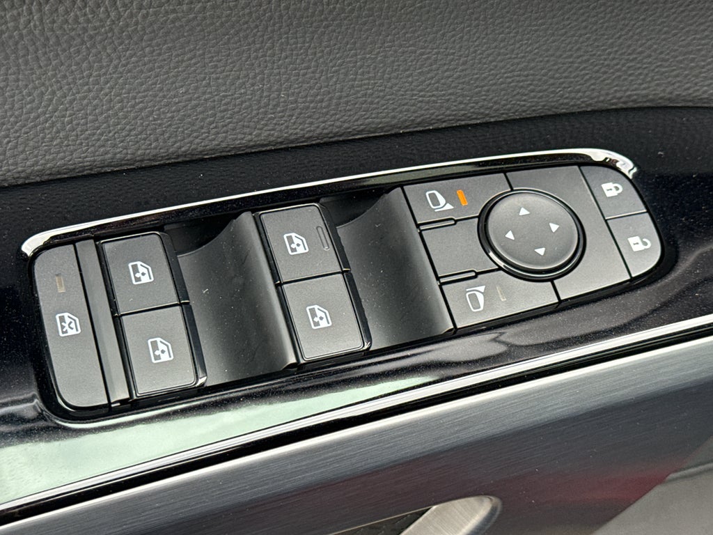 2026 Nissan Pathfinder SL 4WD