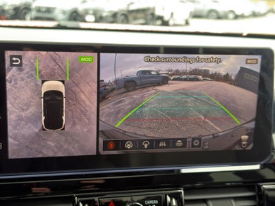 2026 Nissan Pathfinder SL 4WD