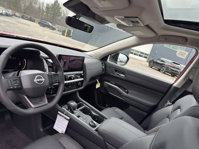 2026 Nissan Pathfinder SL 4WD