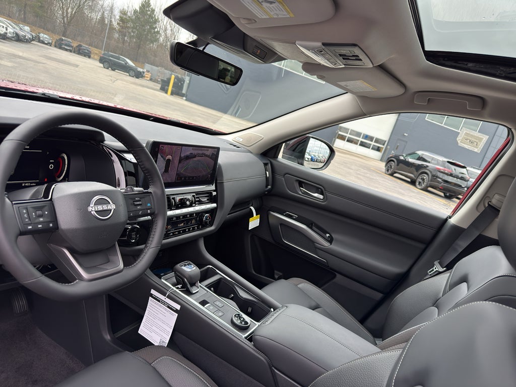 2026 Nissan Pathfinder SL 4WD