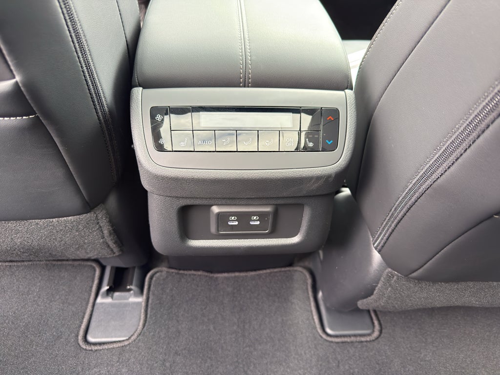 2026 Nissan Pathfinder SL 4WD