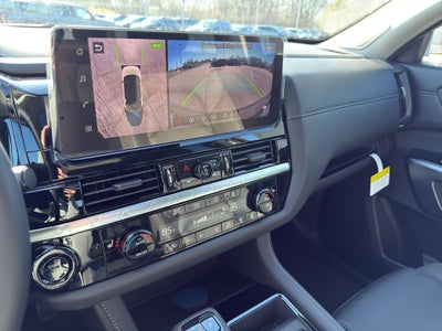 2026 Nissan Pathfinder SL 4WD