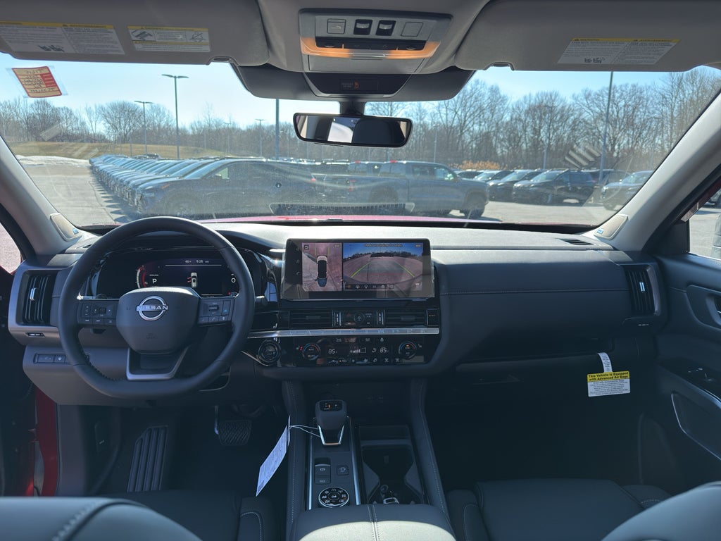 2026 Nissan Pathfinder SL 4WD