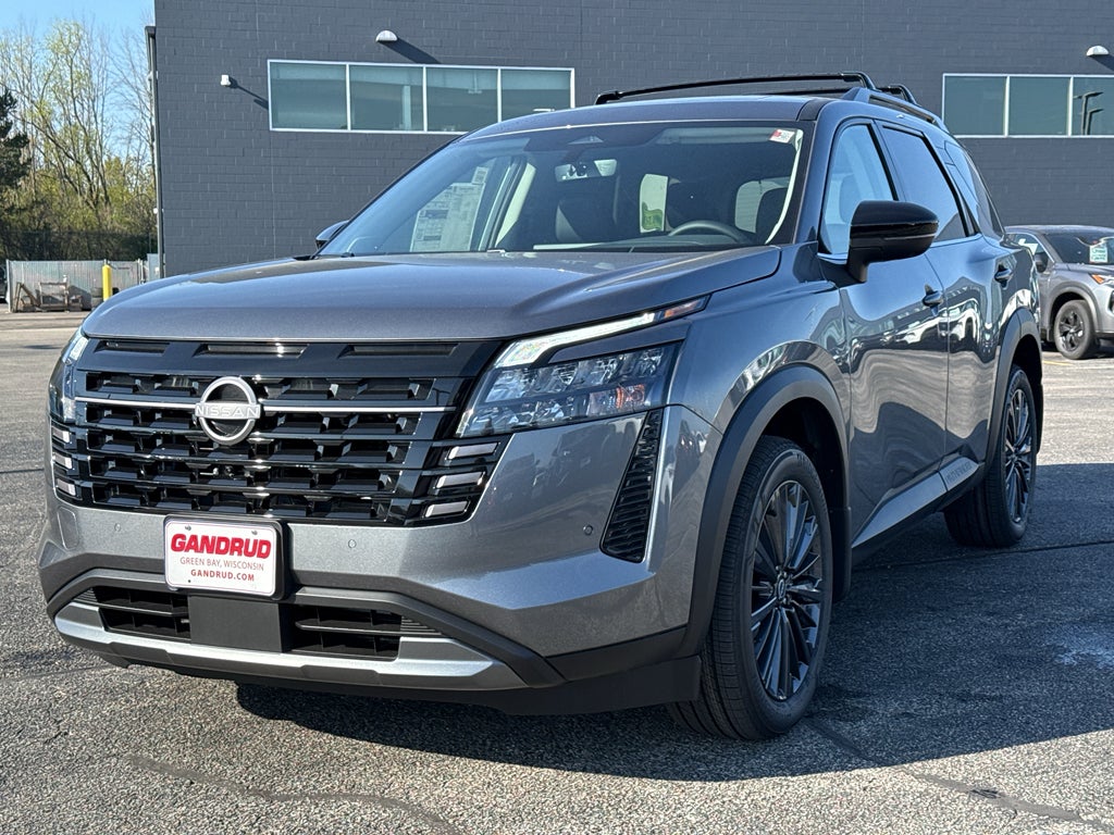 2026 Nissan Pathfinder SL 4WD