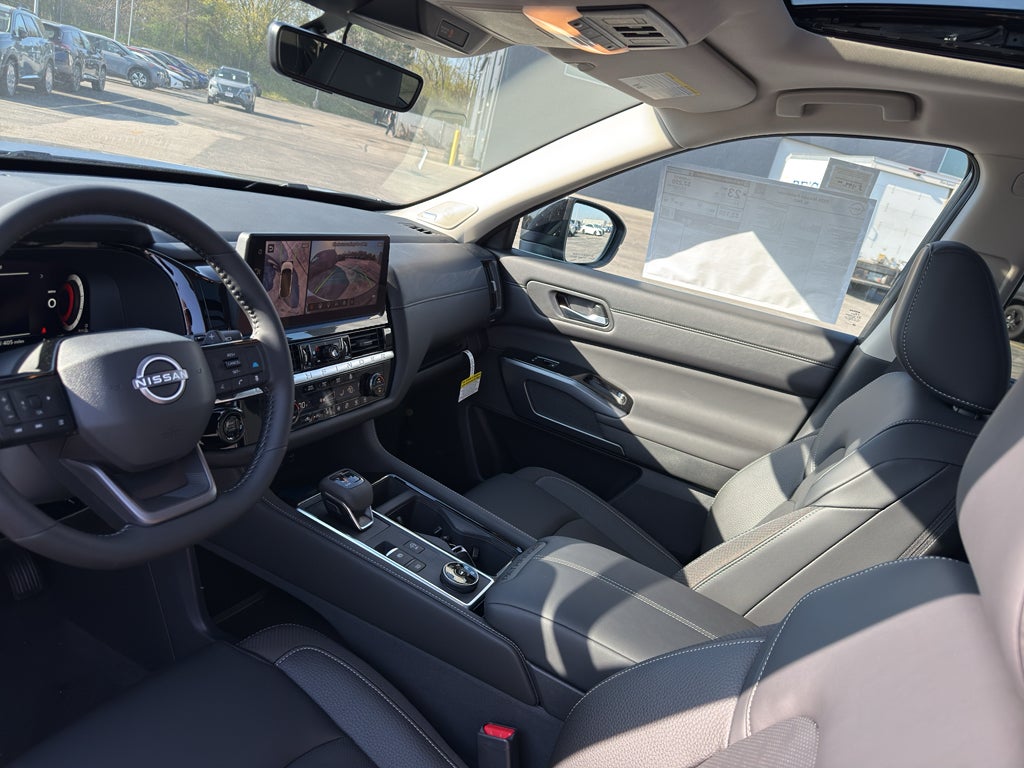 2026 Nissan Pathfinder SL 4WD