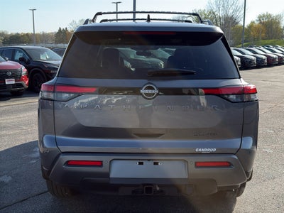 2026 Nissan Pathfinder SL 4WD