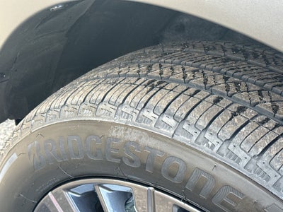 2026 Nissan Pathfinder SL 4WD