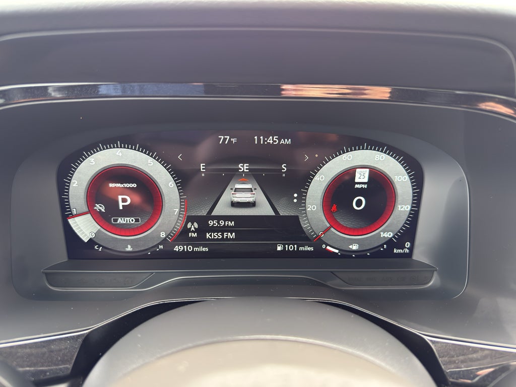 2025 Nissan Pathfinder Platinum 4WD