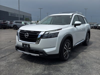 2025 Nissan Pathfinder Platinum 4WD
