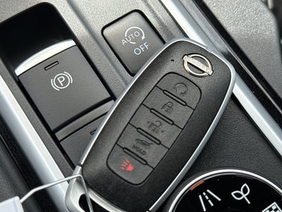 2025 Nissan Pathfinder Platinum 4WD