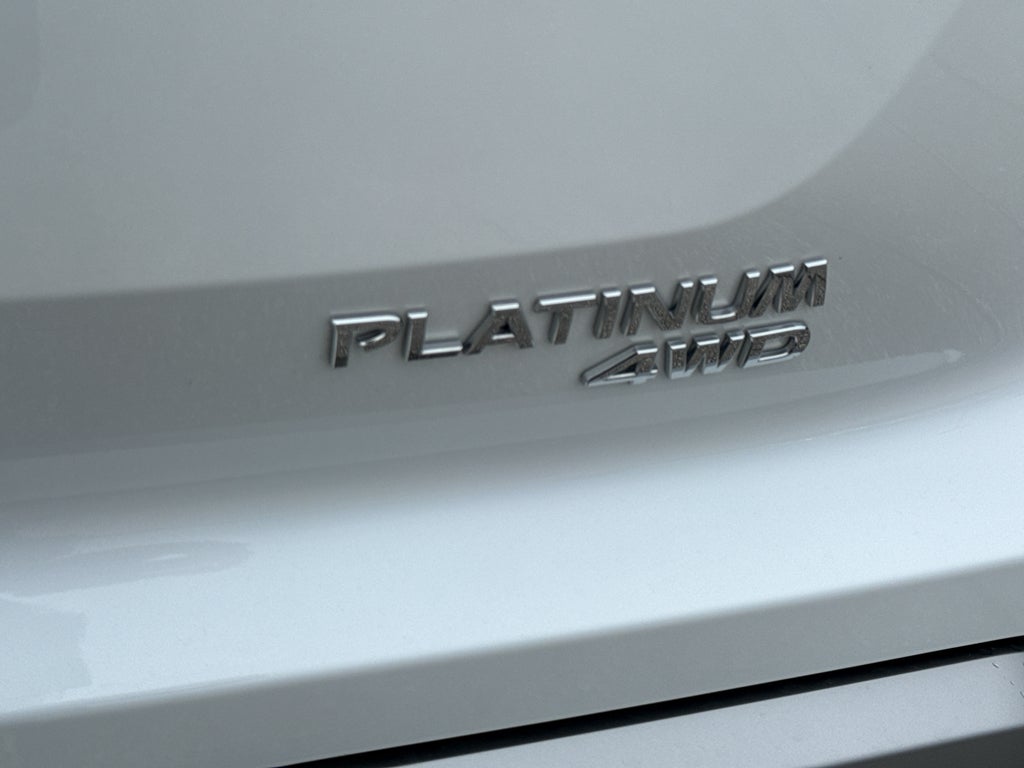 2025 Nissan Pathfinder Platinum 4WD