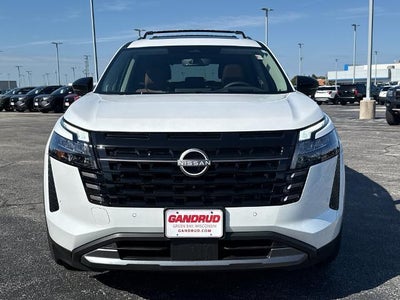 2026 Nissan Pathfinder Platinum 4WD