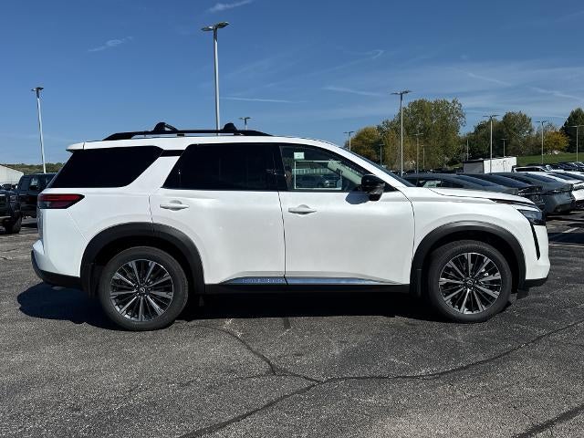 2026 Nissan Pathfinder Platinum 4WD