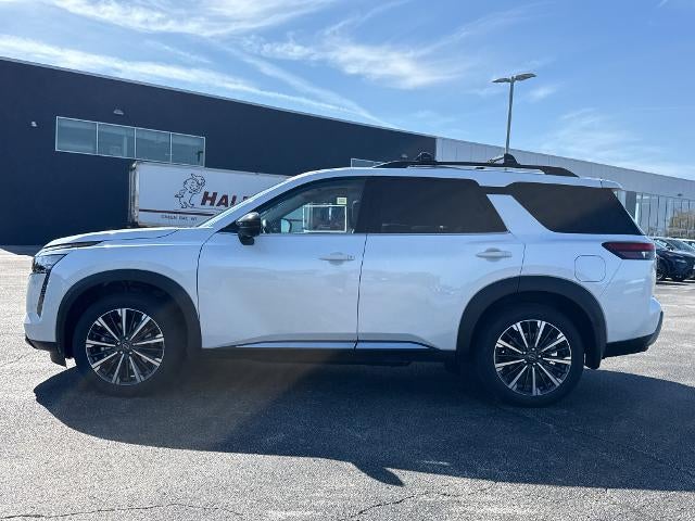 2026 Nissan Pathfinder Platinum 4WD