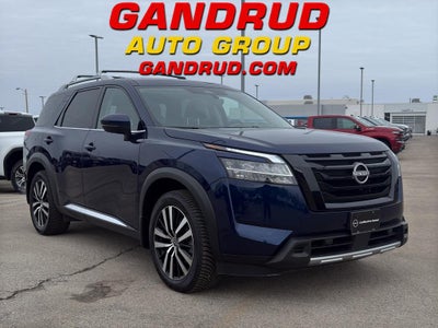 2024 Nissan Pathfinder Platinum 4WD