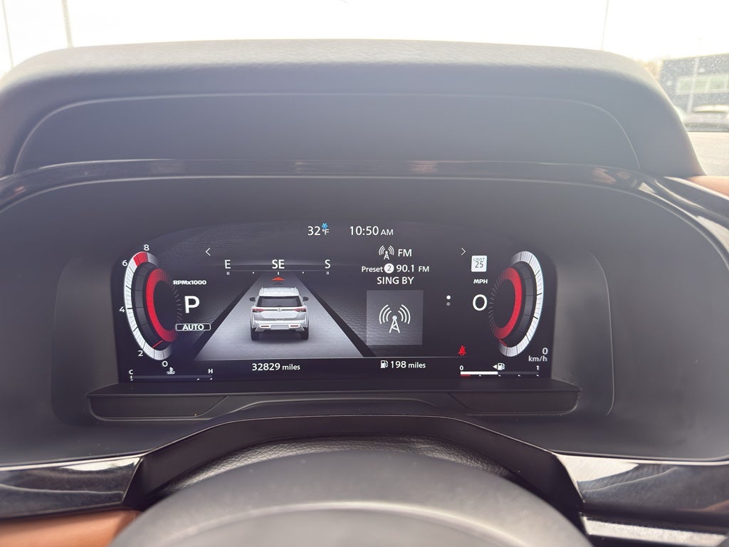 2024 Nissan Pathfinder Platinum 4WD