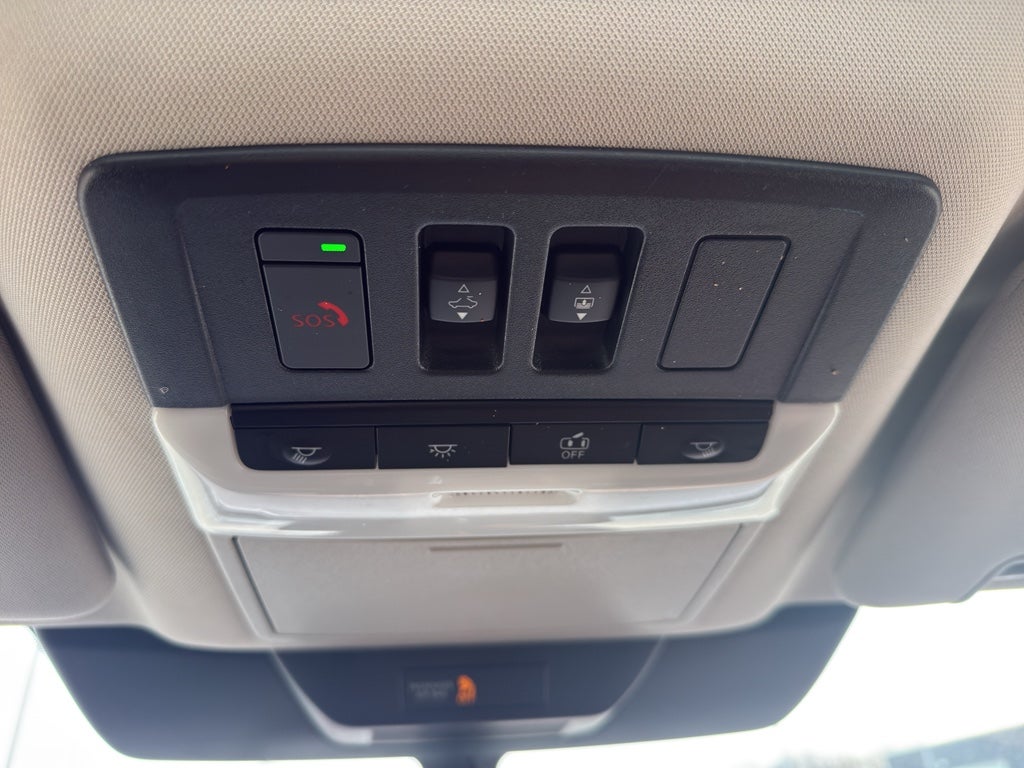 2024 Nissan Pathfinder Platinum 4WD