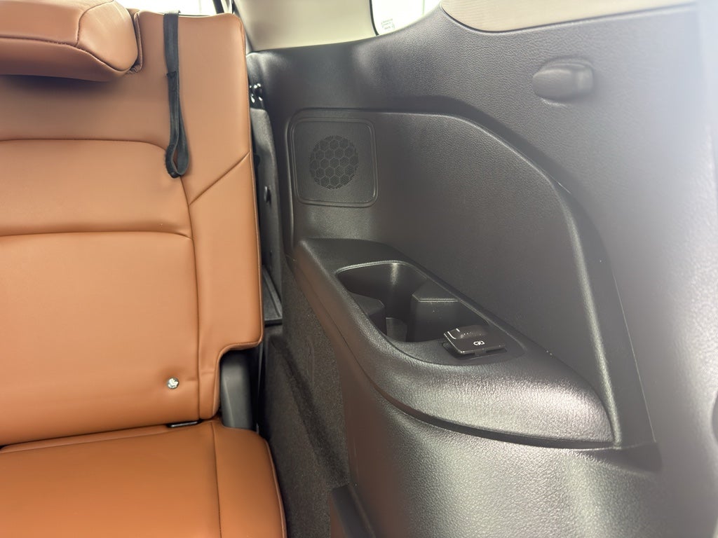 2024 Nissan Pathfinder Platinum 4WD