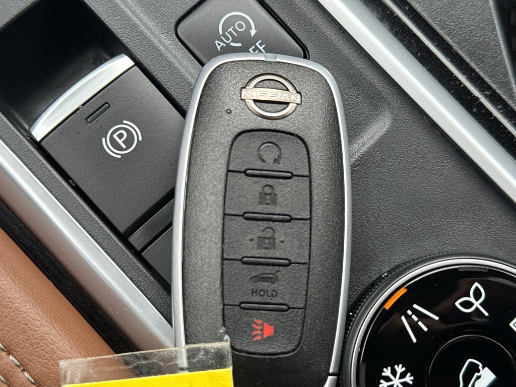 2024 Nissan Pathfinder Platinum 4WD