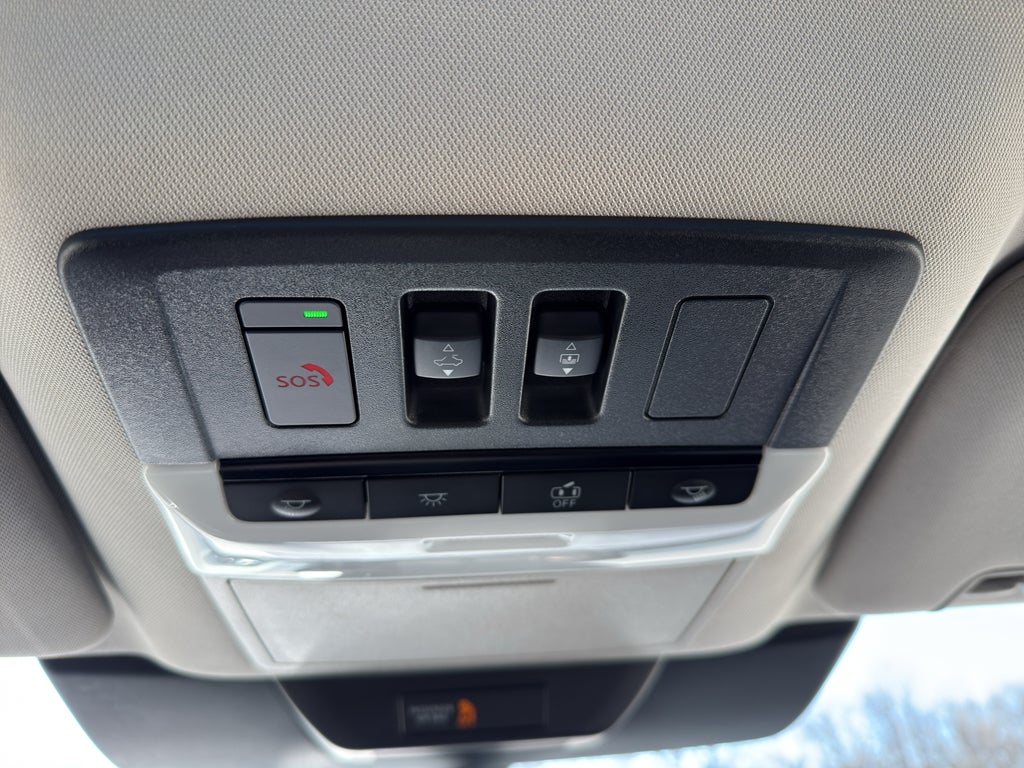 2024 Nissan Pathfinder Platinum 4WD