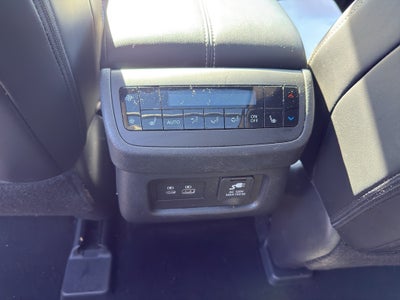 2024 Nissan Pathfinder Platinum 4WD