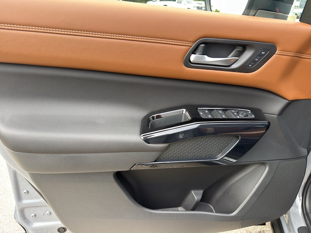 2026 Nissan Pathfinder Platinum 4WD