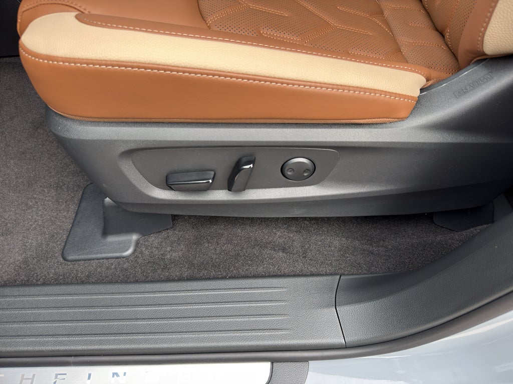 2026 Nissan Pathfinder Platinum 4WD