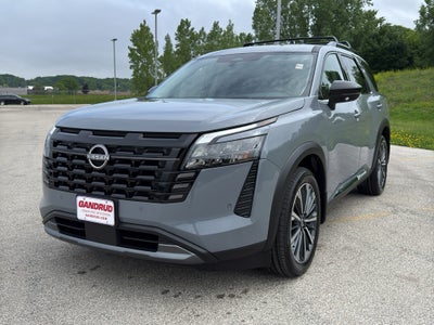 2026 Nissan Pathfinder Platinum 4WD