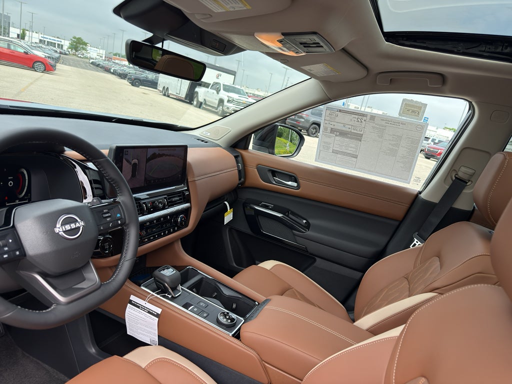 2026 Nissan Pathfinder Platinum 4WD