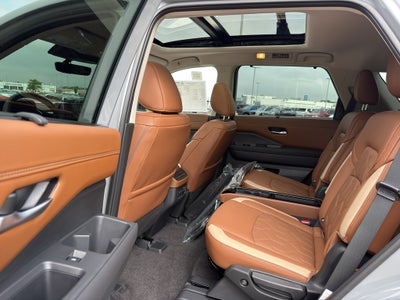 2026 Nissan Pathfinder Platinum 4WD