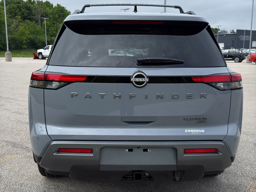 2026 Nissan Pathfinder Platinum 4WD