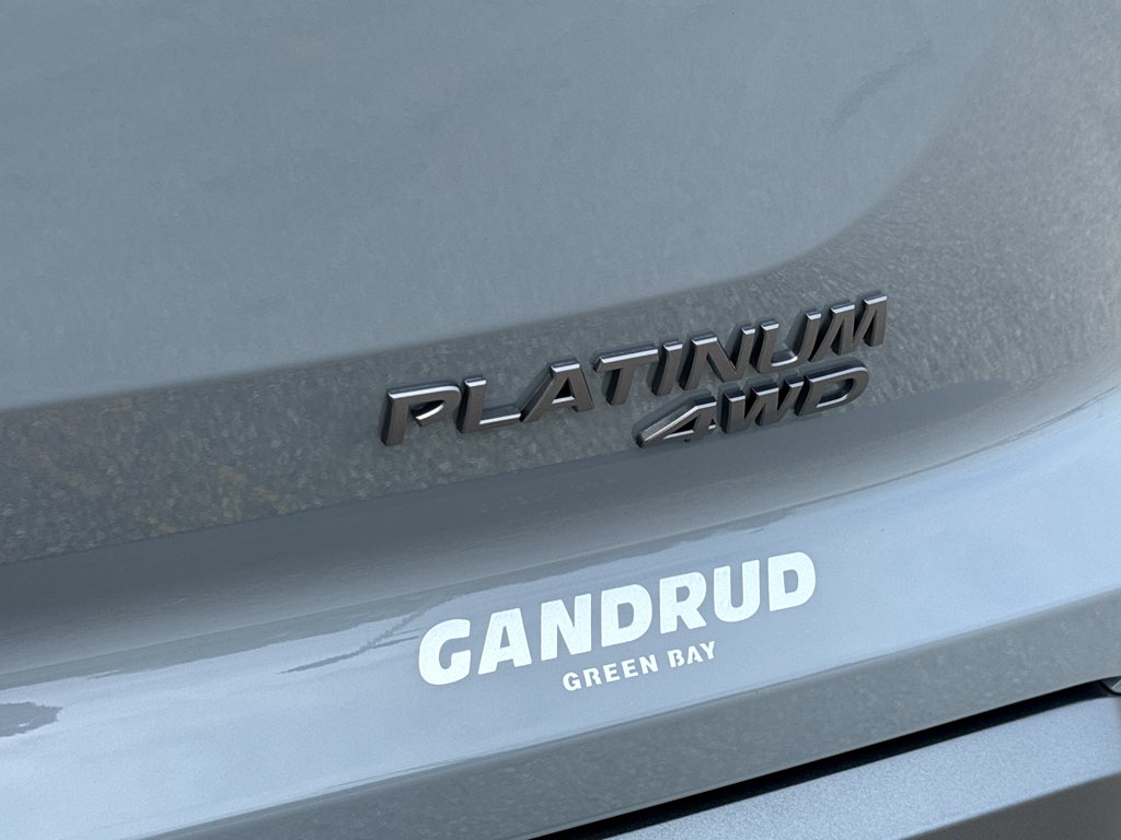 2026 Nissan Pathfinder Platinum 4WD