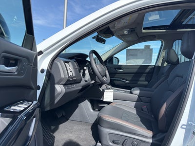 2026 Nissan Pathfinder Platinum 4WD