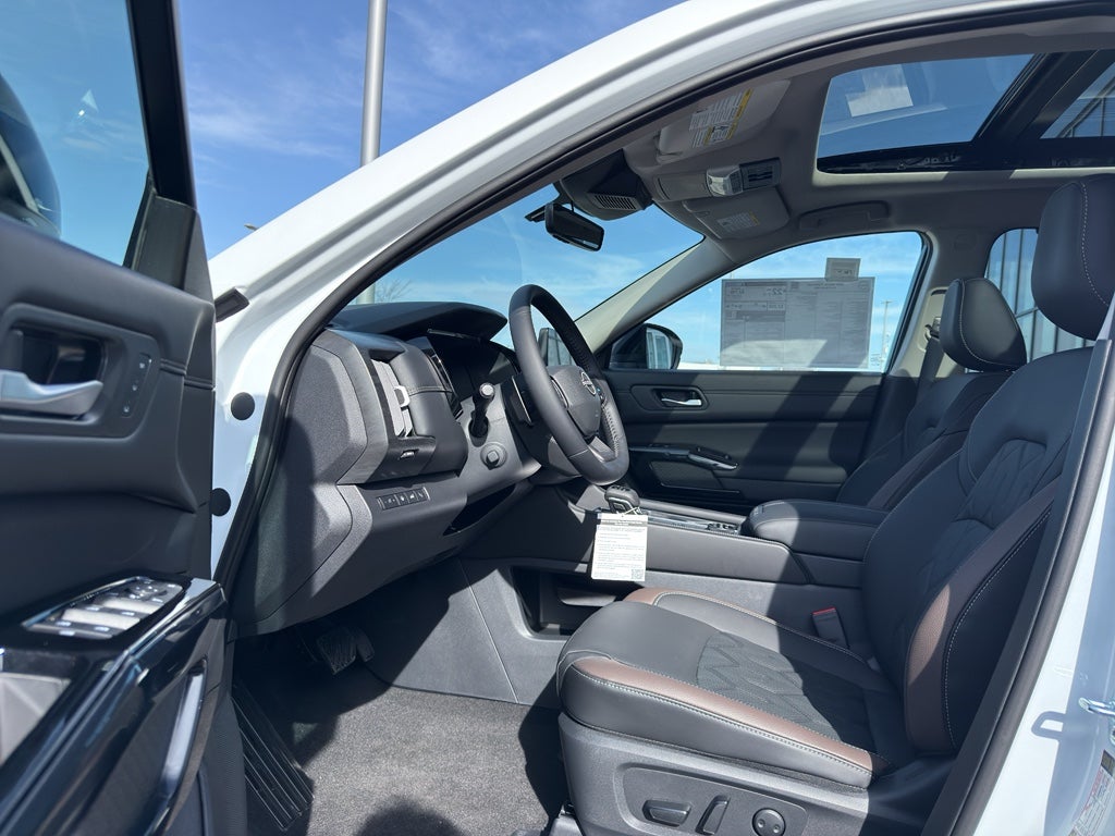 2026 Nissan Pathfinder Platinum 4WD