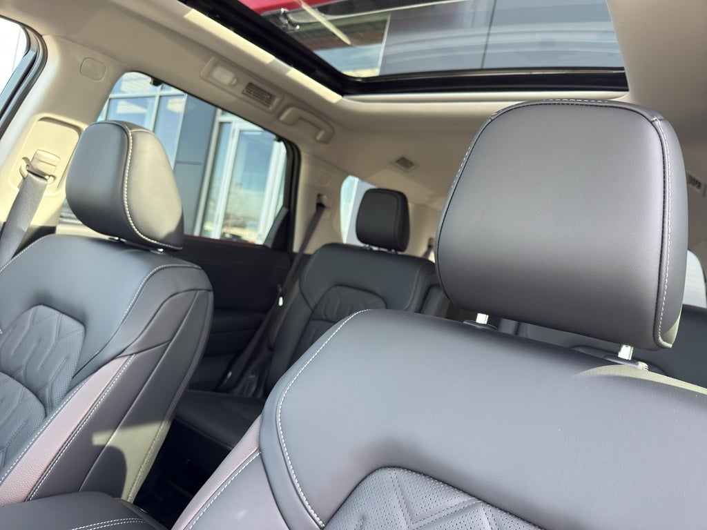 2026 Nissan Pathfinder Platinum 4WD