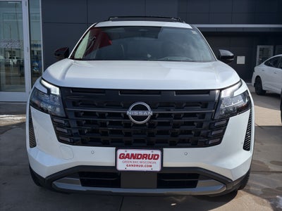 2026 Nissan Pathfinder Platinum 4WD