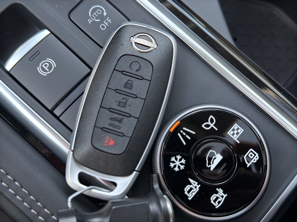 2026 Nissan Pathfinder Platinum 4WD