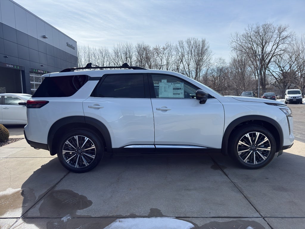 2026 Nissan Pathfinder Platinum 4WD