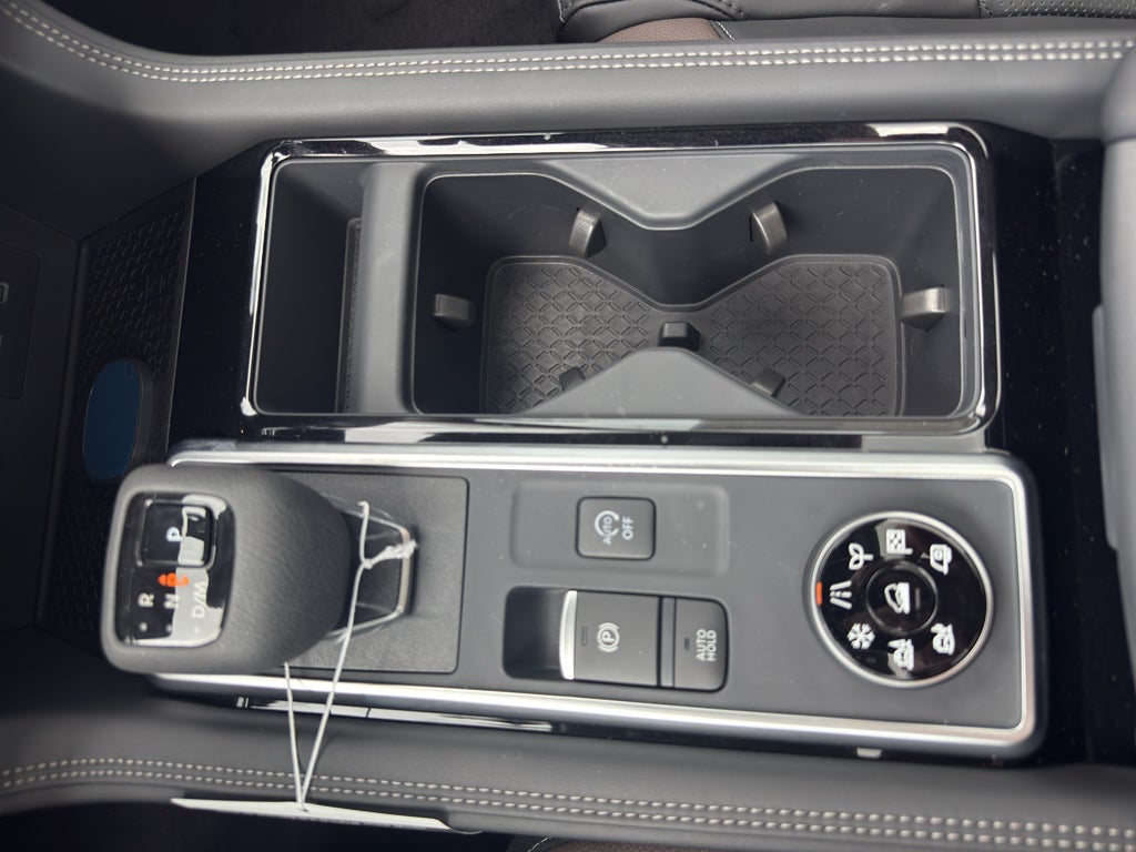 2026 Nissan Pathfinder Platinum 4WD
