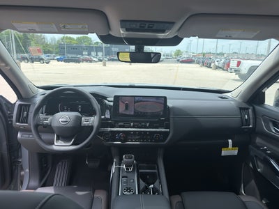 2026 Nissan Pathfinder Platinum 4WD