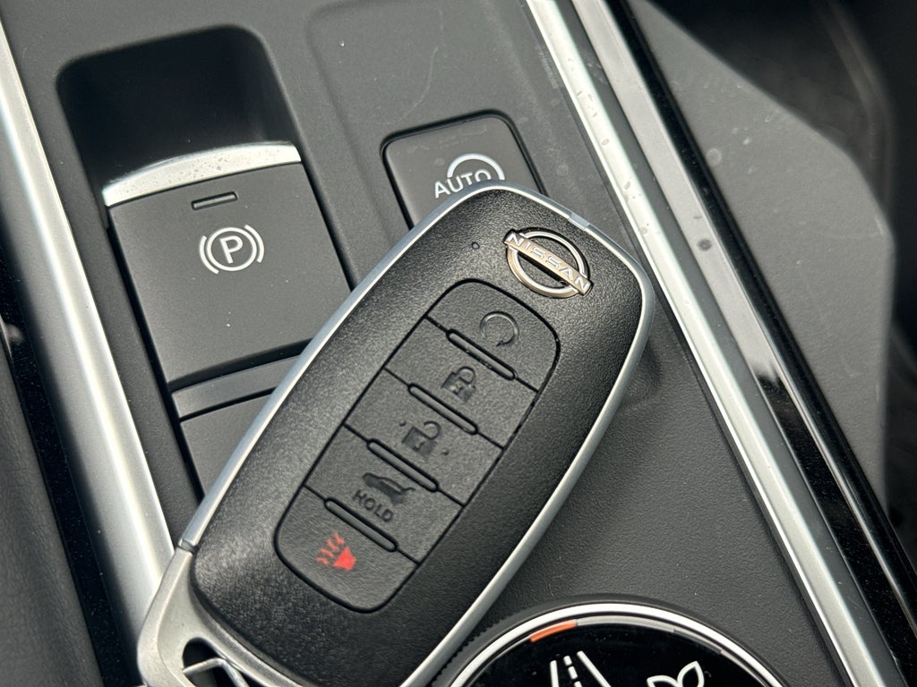 2026 Nissan Pathfinder Platinum 4WD