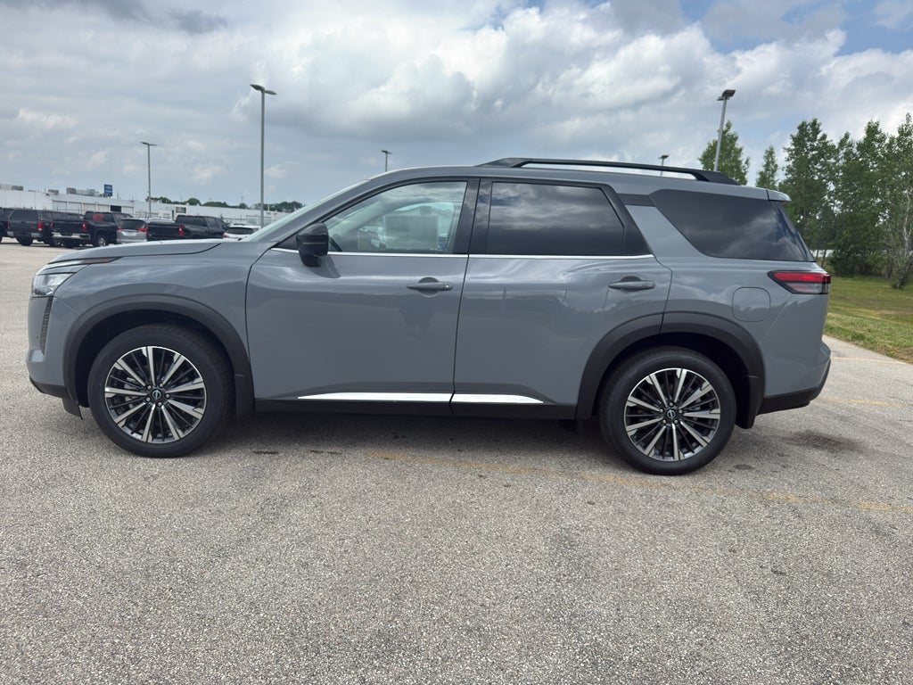2026 Nissan Pathfinder Platinum 4WD