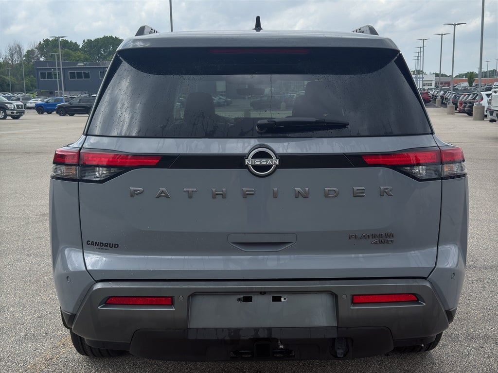 2026 Nissan Pathfinder Platinum 4WD