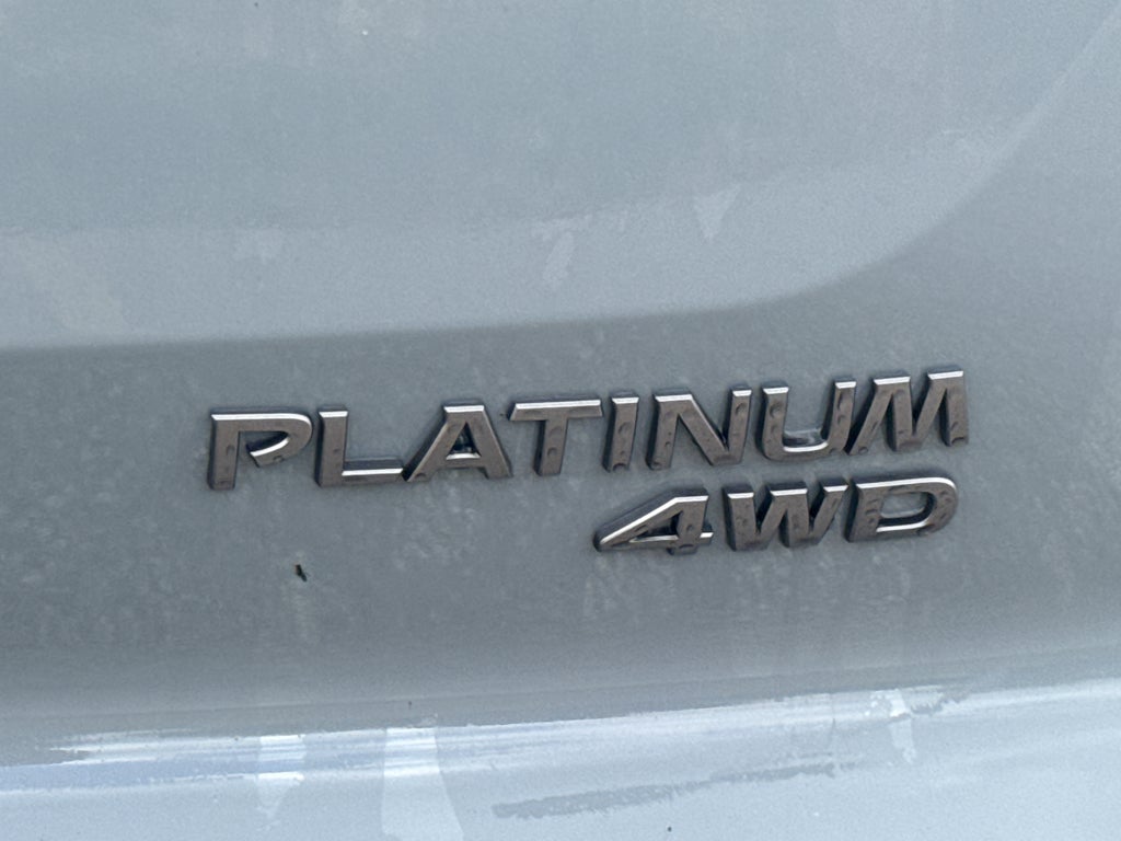 2026 Nissan Pathfinder Platinum 4WD